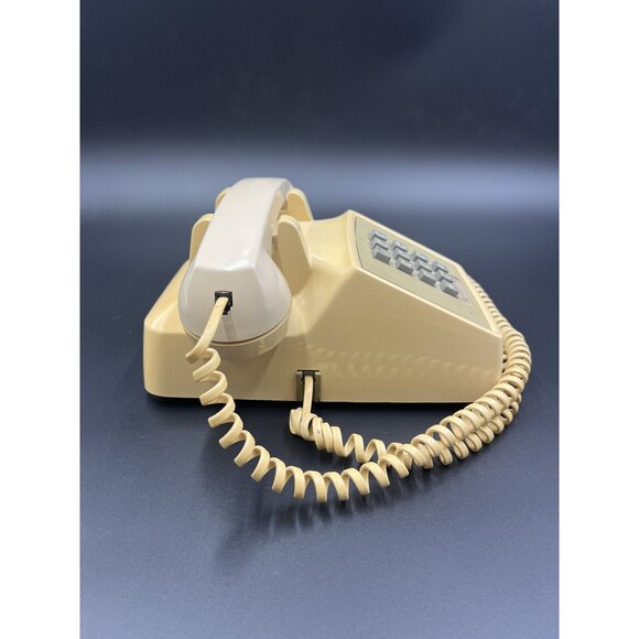 Vintage Beige Bell System 2500D Desk Phone (UNTESTED) - Picture 5 of 10